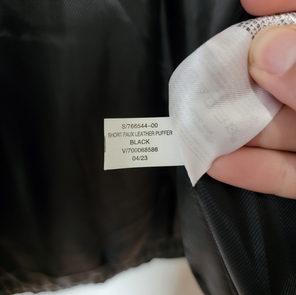 Banana Republic quilted faux leather puffer jacket Grunge - Picture 7 of 10